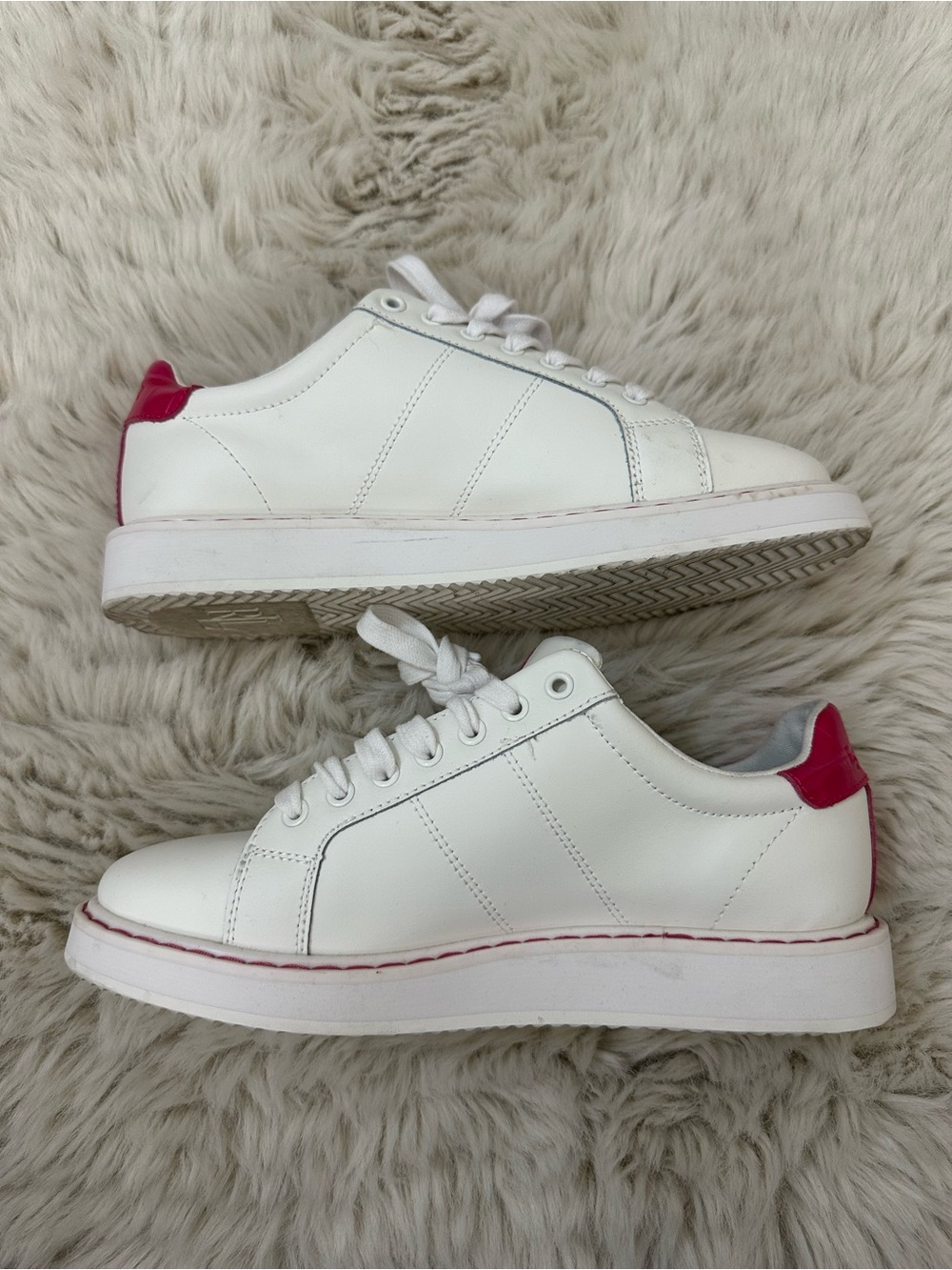 Lauren Ralph Lauren White Low-Top Sneakers with Pink Heel Tab